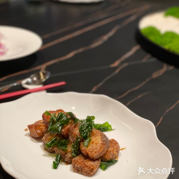 新开业的浦江名荟和浦江荟一样,一如既往的有着排场和体面