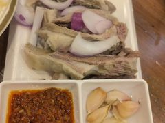 -清真·玛丽亚新疆菜主题餐厅(浙江中路店)