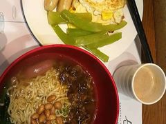 -山水时尚酒店(广州黄埔东路大沙东地铁站店)