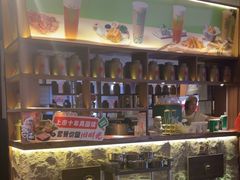 -呷哺呷哺(万达新世界店)