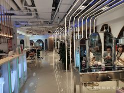 -BULB STUDIO 巴柏明星发型工作室