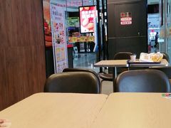 大堂-汉堡王(华润五彩城店)