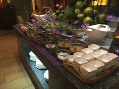 自助调料区-圣廷苑酒店-世纪楼菲苑自助餐厅