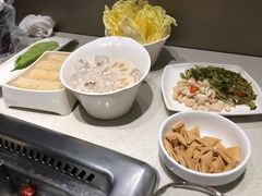 -海底捞火锅鲜切牛肉主题店(长寿路店)