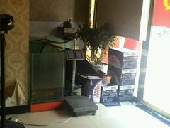 -邱芳粉店(迎宾大道旗舰店)