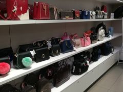 -唯品会(北京国瑞城店)