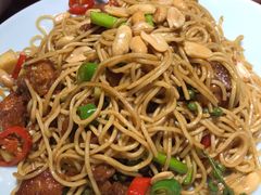 辣子鸡捞面-窄巷子陕菜馆·地道陕西菜(粉巷店)