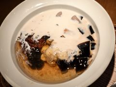 -RUXU入续糖水铺与包(卓悦中心店)