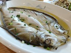 -品鲜村农家菜·阳澄湖大闸蟹(总店)