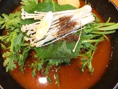 土豆排骨火锅-喇喇排骨火锅·传统韩式脊骨汤(望京西园总店)