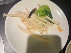 -钱小奴海鲜自助黑金店(杭州滨江龙湖店)