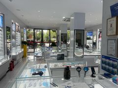 -光明眼镜·蔡司授权(徐泾店)