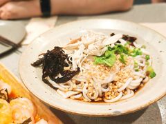 老昆明凉米线-半山腰·云南菜(侨福芳草地店)