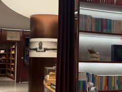 -二酉书店TOYOU BOOKS