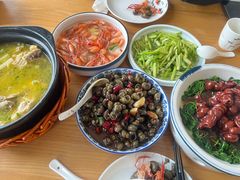 -品鲜村农家菜·阳澄湖大闸蟹(总店)