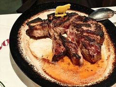 -Wolfgang’s Steakhouse 沃夫冈牛排馆(上海白玉兰广场店)