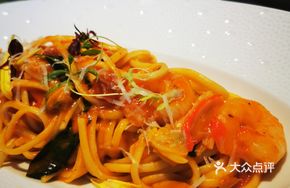 Mediterranean Spicy Seafood Pasta