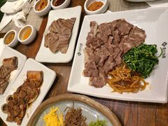 牛胸口肉包菜-萨拉伯尔(燕莎友谊商城店)