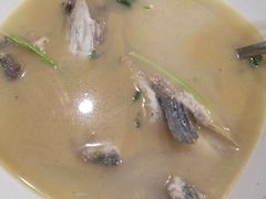 -壹阁胡羊焖饼(特色小吃街店)