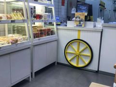 面包甜点陈列柜-一鸣真鲜奶吧(双菱路店)