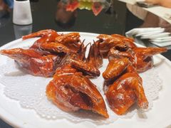 脆皮乳鸽-利苑酒家(淮海路店)