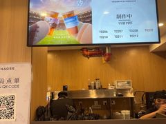 -霸王茶姬(南强街店)
