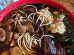 -小龙大肉面馆