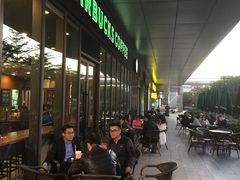 -星巴克臻选(深圳龙华红山天虹店)