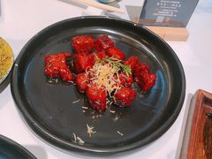 红酒泡沫牛仔粒-荟廷·晶萃(陆家嘴尚悦湾店)