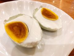 咸蛋-香港深井掂檔烧鹅茶餐厅(海韵城店)