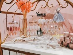 -花系美·美甲美睫精品店