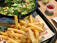 -The Habit Burger Grill 哈比特汉堡(复兴soho店)