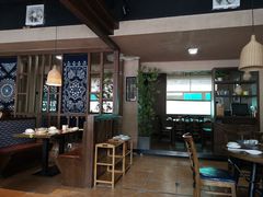 大堂-阿婉贵州苗家酸汤鱼(梅林店)