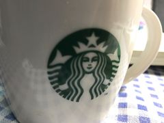 -星巴克臻选(南京金茂览秀城店)