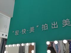-拍刻风照相馆(花都融创店)