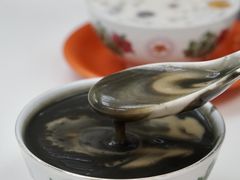 黑芝麻糊-翠苑甜品专家(北角道店)