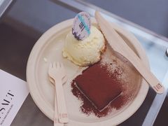 -HUGS coffee(东区店)