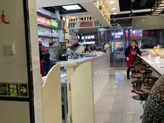 -百品聚旋转火锅(万德庄店)