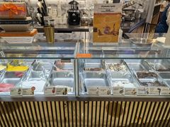 面包甜点陈列柜-VENCHI 闻绮(北京汉光店)