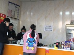 -洪峰浩老北京烧饼夹肉(角门路店)