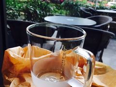 -星巴克臻选(深圳龙华红山天虹店)