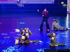 -小荧星艺校(浦东中环分校)