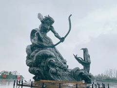 -巴陵广场