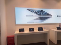 -Apple授权专营店(宝山万达店)