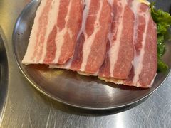 路边五花肉-小团团·路边烤牛肉(南岭壹街店)