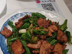 -梅飞酒家(名辉豪庭店)