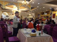 -马尔龙新疆饭店·清真(瑞景店)