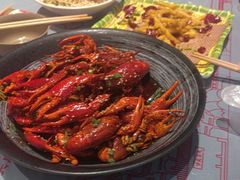 -肥肥虾庄·金牌油焖大虾(杨园滨江时代walk店)