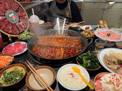 -周小明火锅(黑金冠社区店)