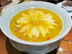 八功德水松茸汤-福慧慈缘素食餐厅(王府井店)